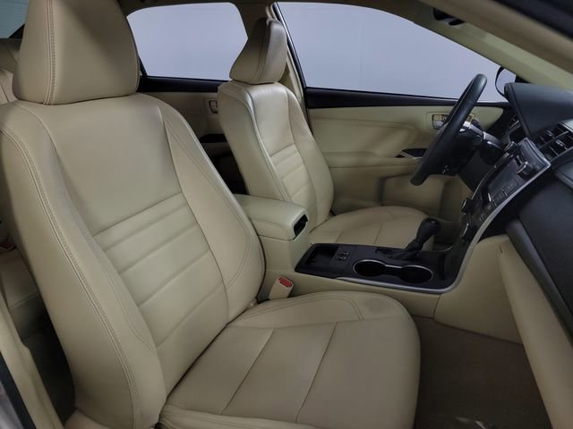 Used 2017 Toyota Camry XLE image 15