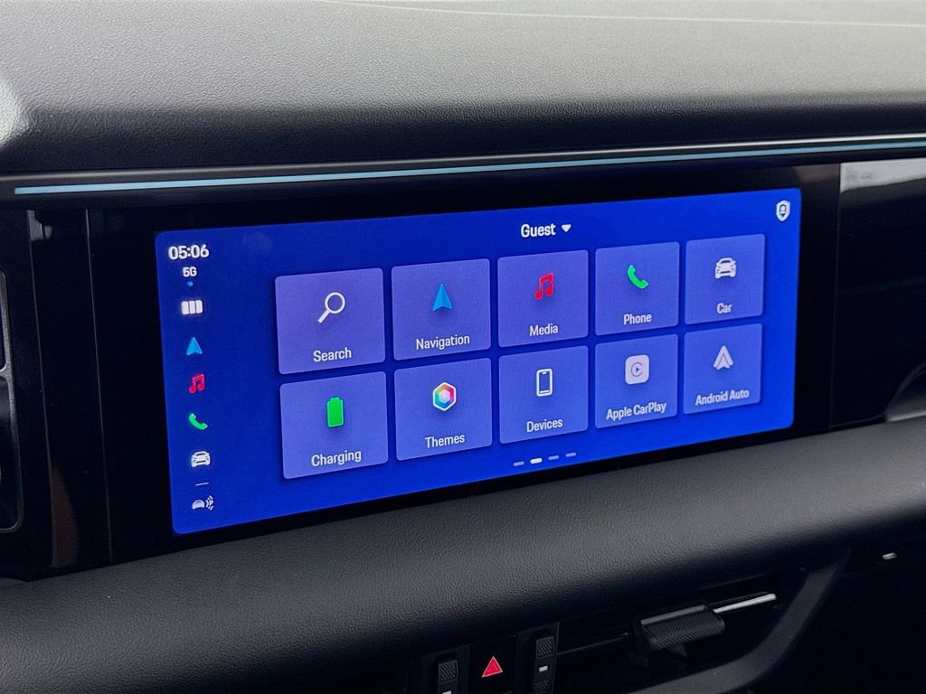 Certified 2024 Porsche Macan 4 Electric image 17