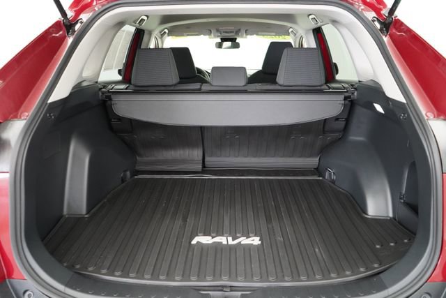 Used 2023 Toyota RAV4 LE image 52