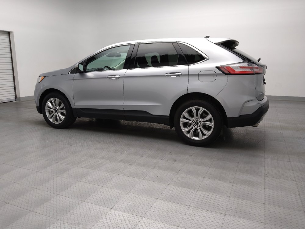 Used 2024 Ford Edge Titanium image 3
