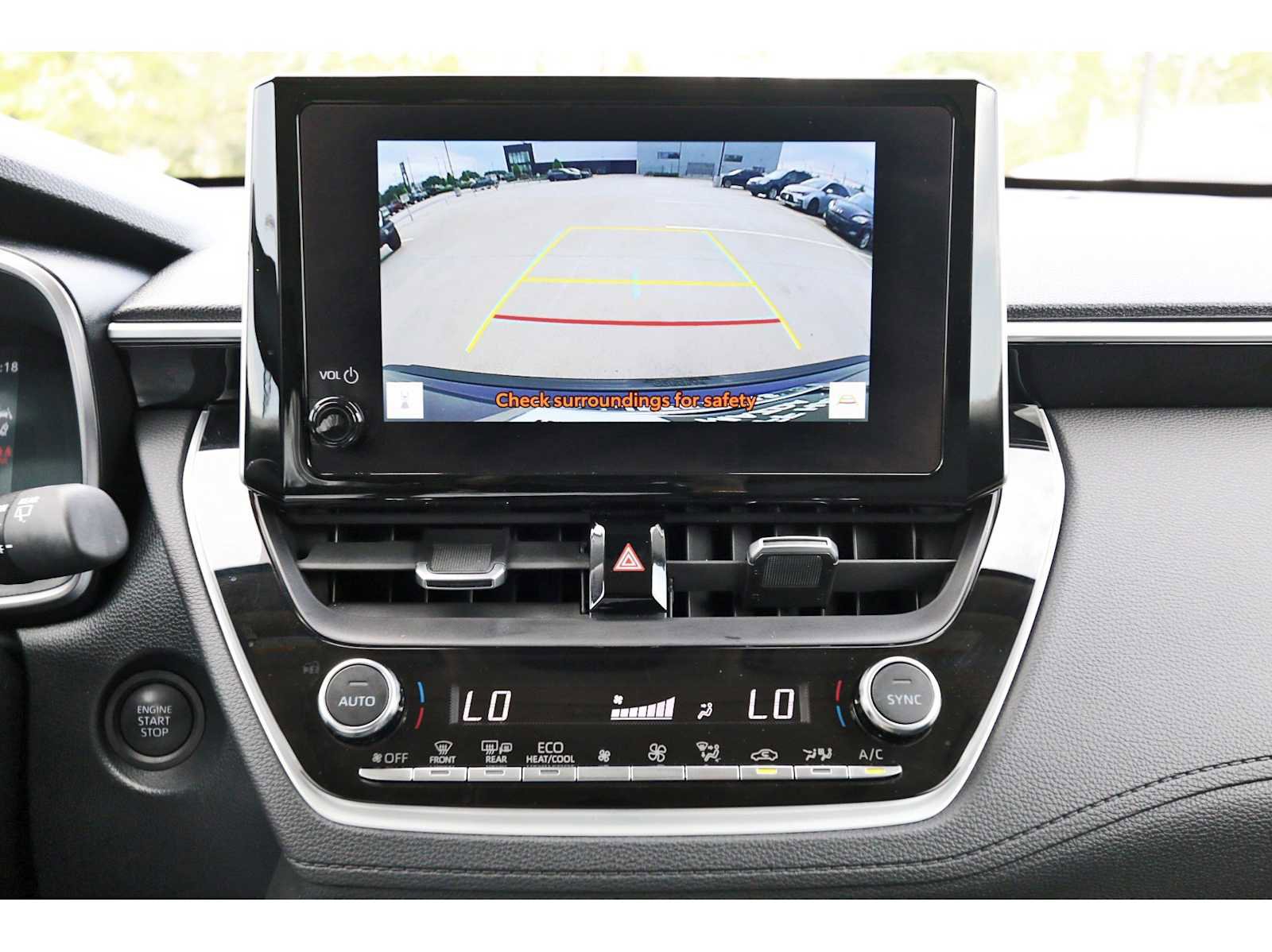 Used 2024 Toyota Corolla Cross XLE w/ Convenience Package image 23