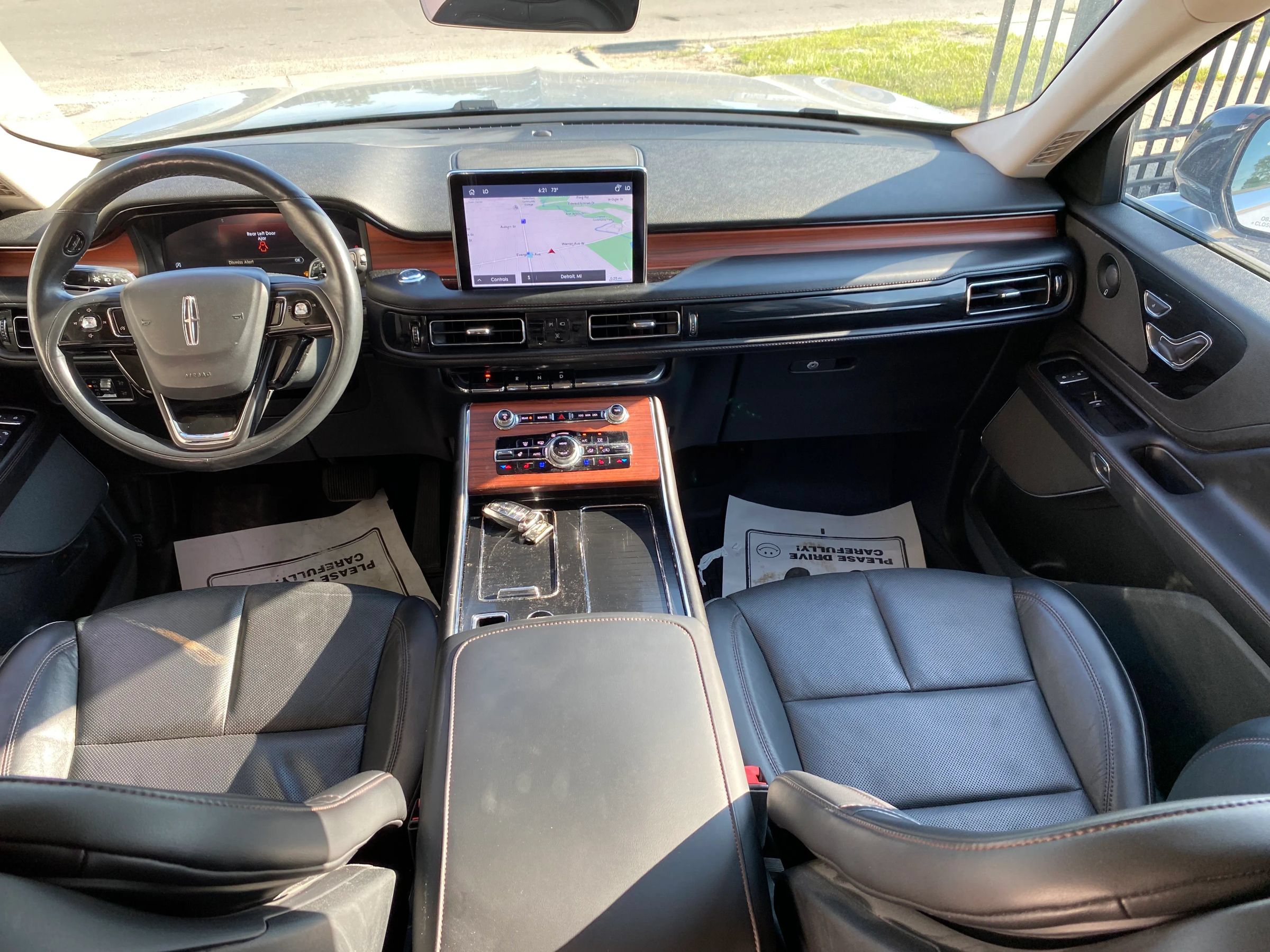 Used 2021 Lincoln Aviator Reserve w/ Elements Package Plus AWD/4WD image 4