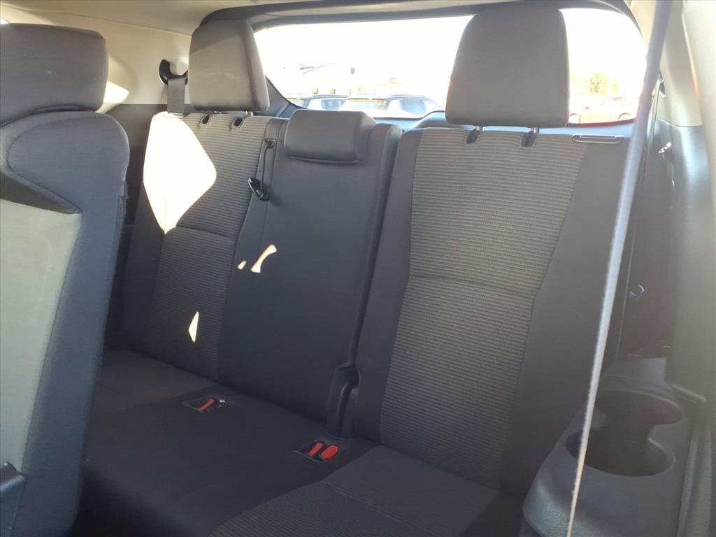 Used 2023 Toyota Highlander L image 7