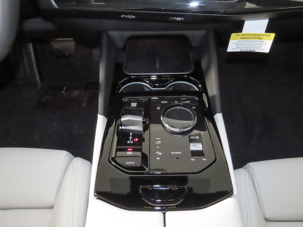 Used 2025 BMW 530i xDrive w/ Premium Package AWD/4WD image 26