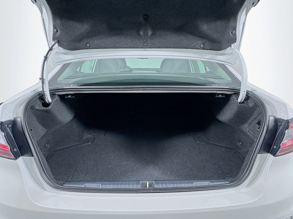 Used 2025 Subaru Legacy Premium image 26