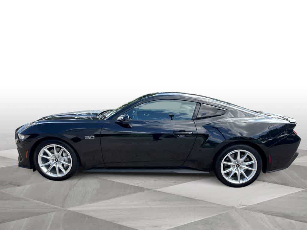 Used 2024 Ford Mustang GT Premium RWD image 5