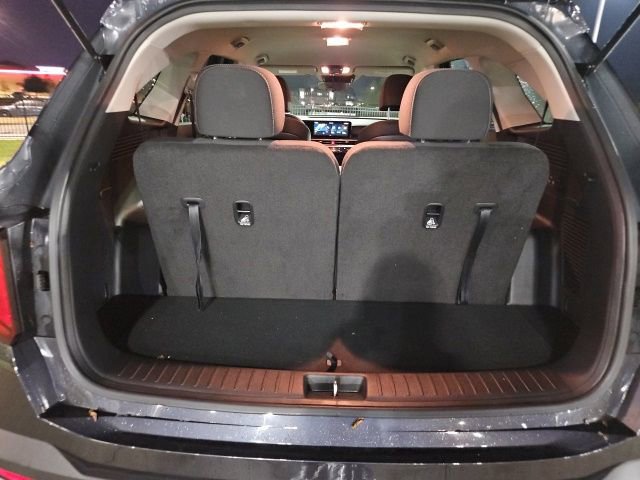 Used 2025 Kia Sorento LX image 34