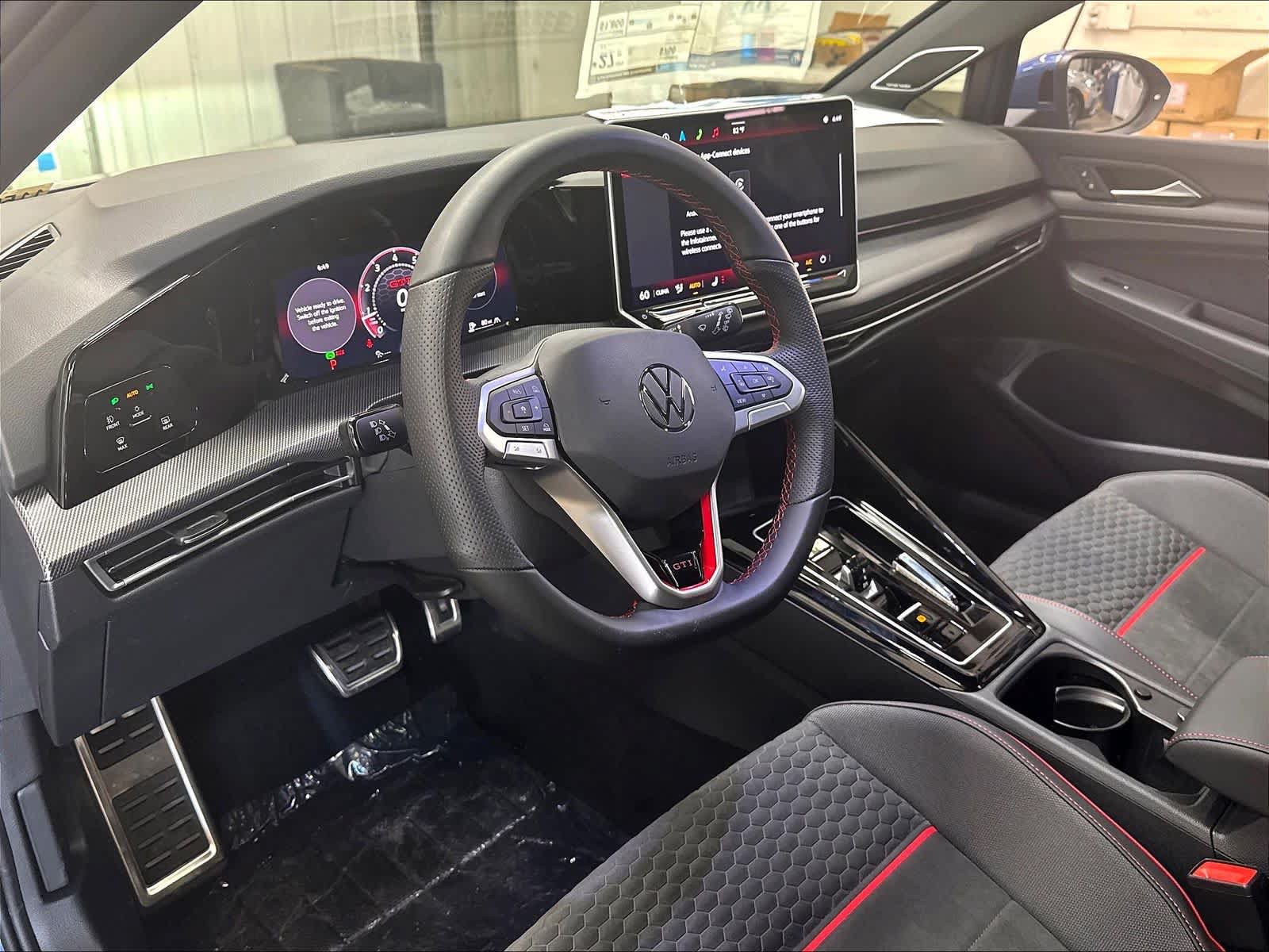 New 2026 Volkswagen GTI SE FWD image 7