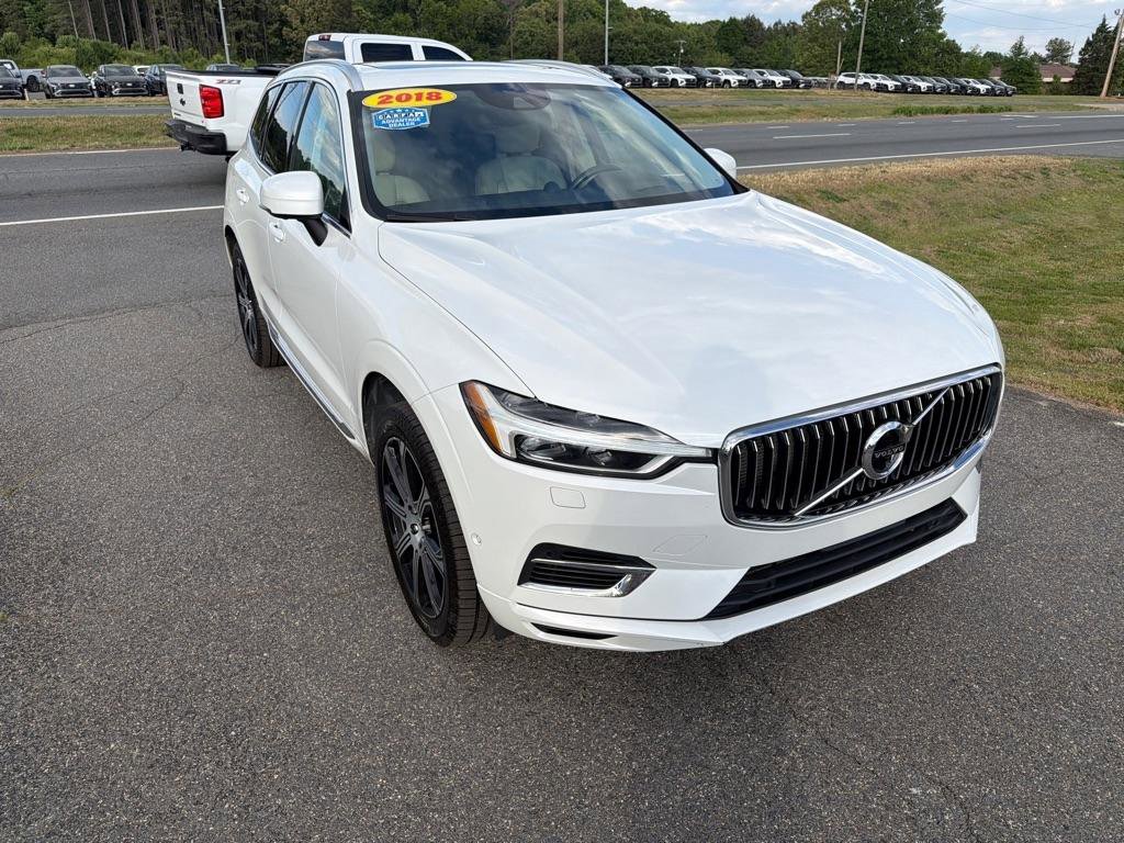 Used 2018 Volvo XC60 T8 Inscription w/ Luxury Seat Package AWD/4WD image 5
