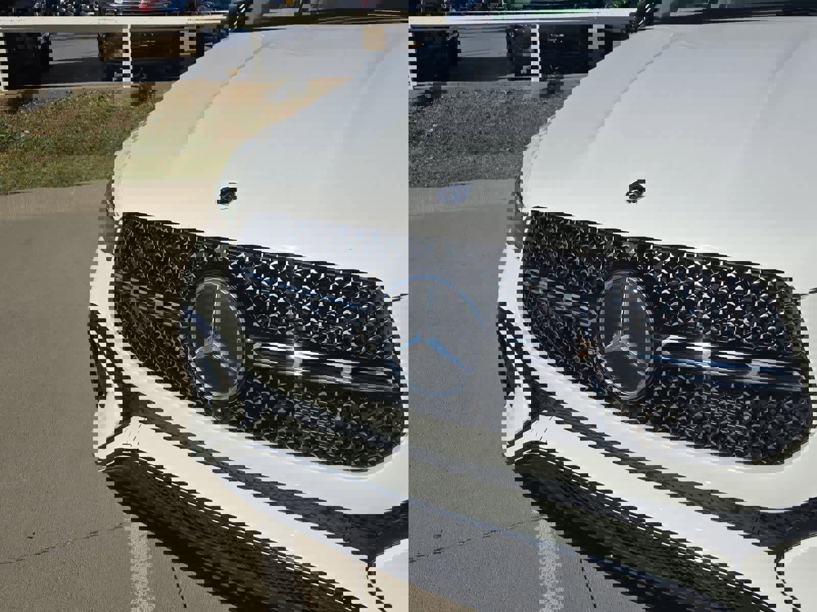 Used 2024 Mercedes-Benz GLE 450 4MATIC image 10