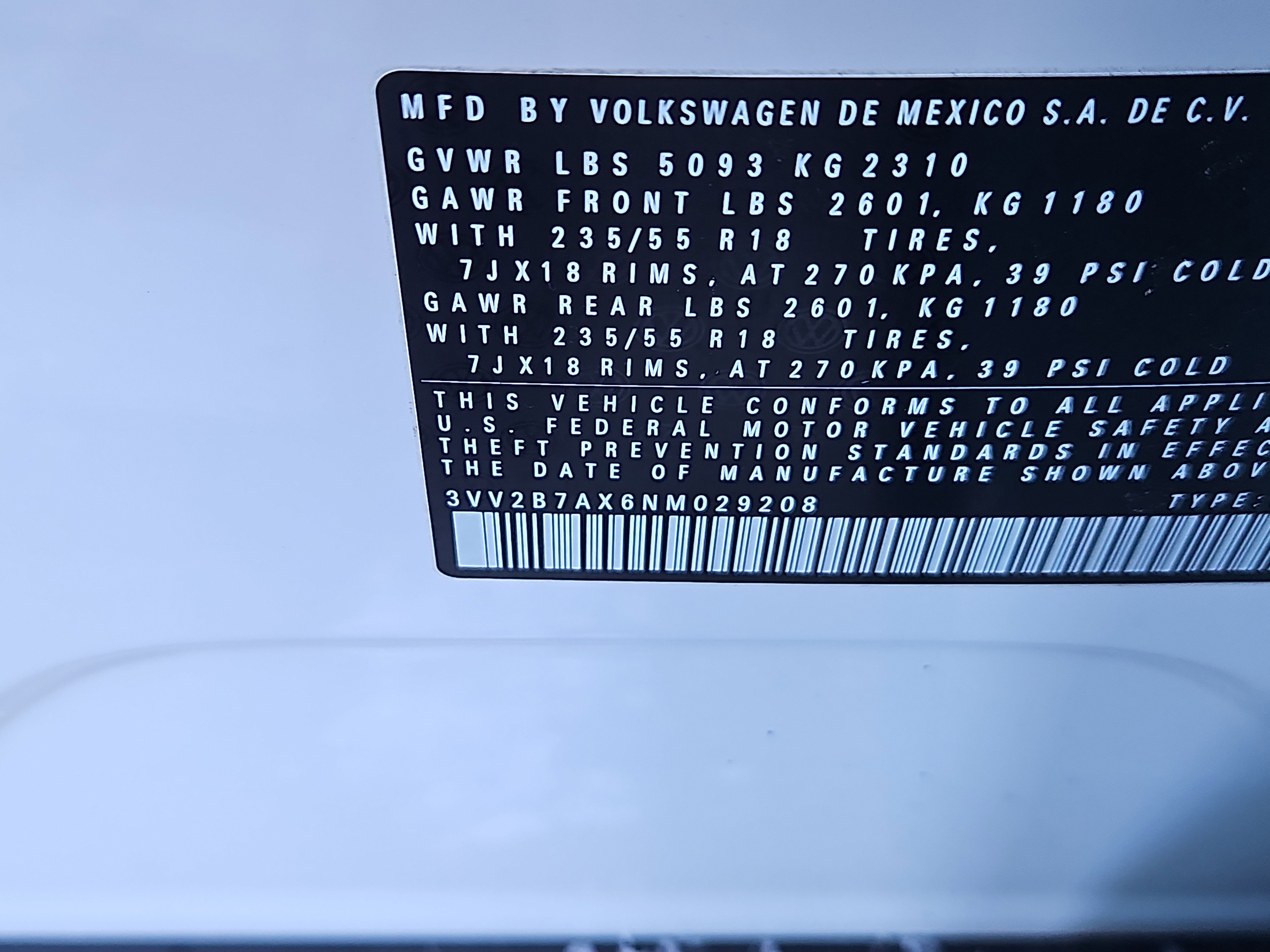 Certified 2022 Volkswagen Tiguan SE w/ Panoramic Sunroof Package image 8