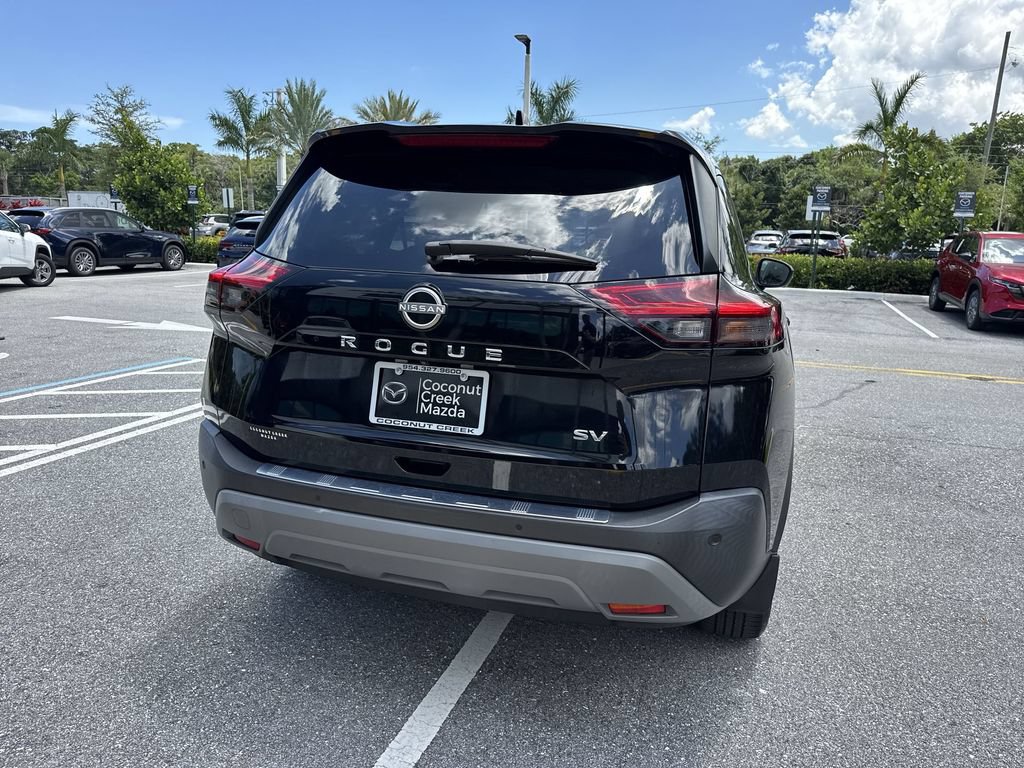 Used 2023 Nissan Rogue SV FWD image 25