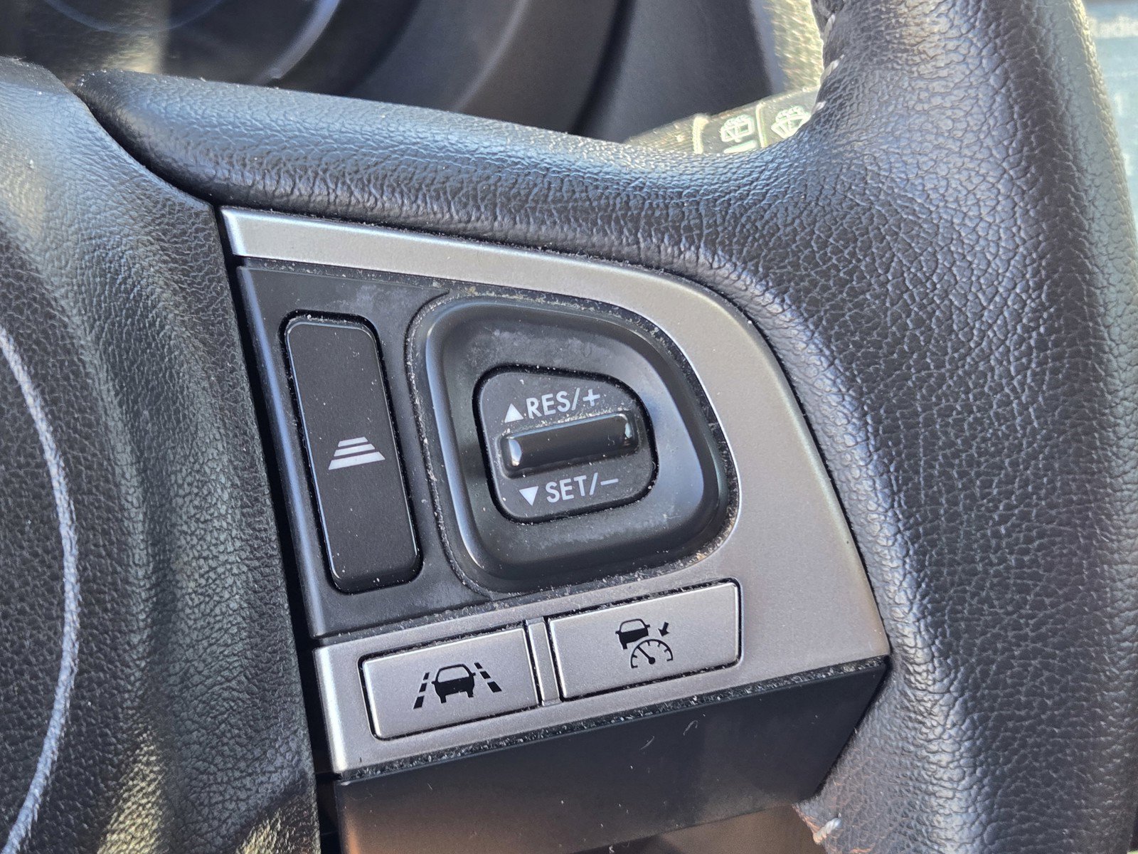 Used 2017 Subaru Forester 2.5i Touring image 23