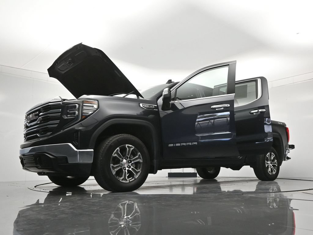 Certified 2025 GMC Sierra 1500 SLT AWD/4WD image 49