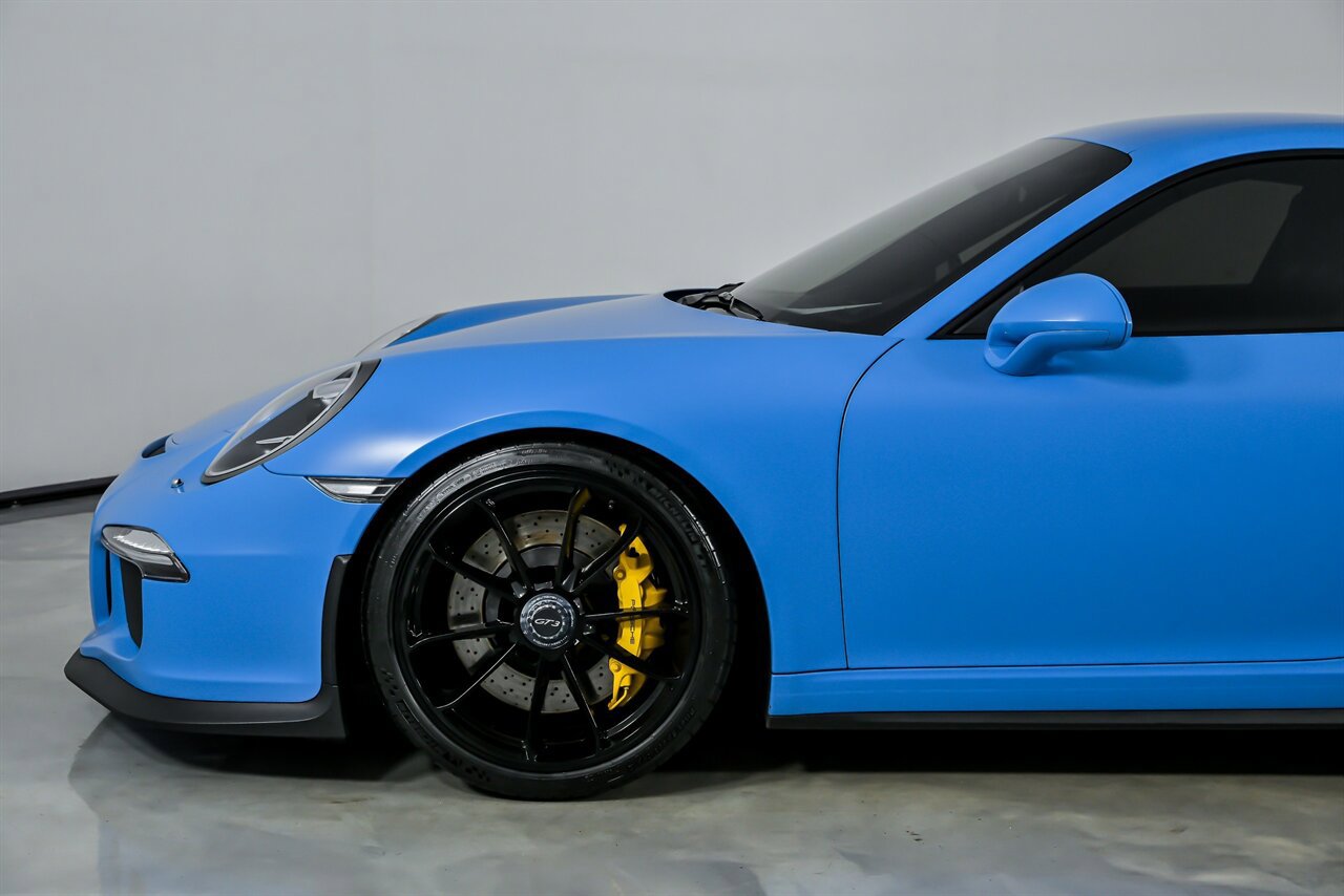 Used 2015 Porsche 911 GT3 RWD image 7