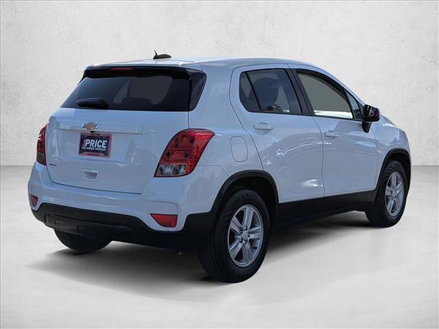 Used 2021 Chevrolet Trax LS w/ Tint and Cruise Package image 5