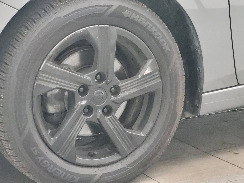 Used 2024 Nissan Sentra SV image 31