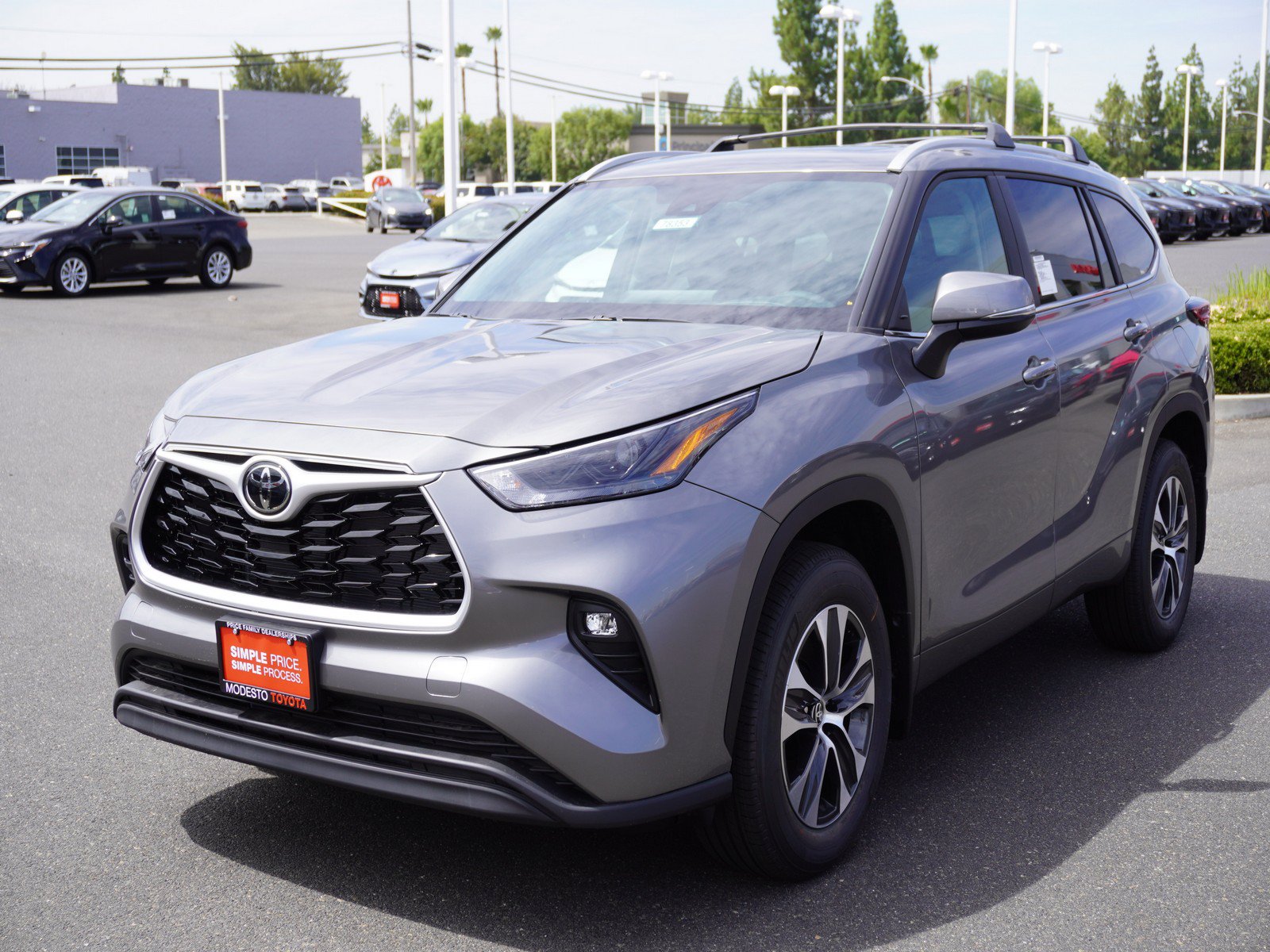 New 2026 Toyota Highlander XLE AWD/4WD image 7