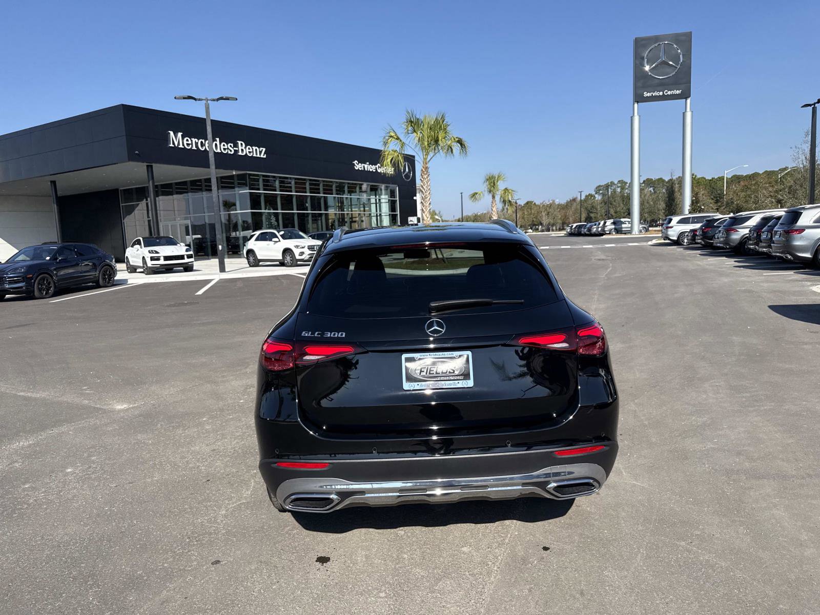 Used 2025 Mercedes-Benz GLC 300 image 4