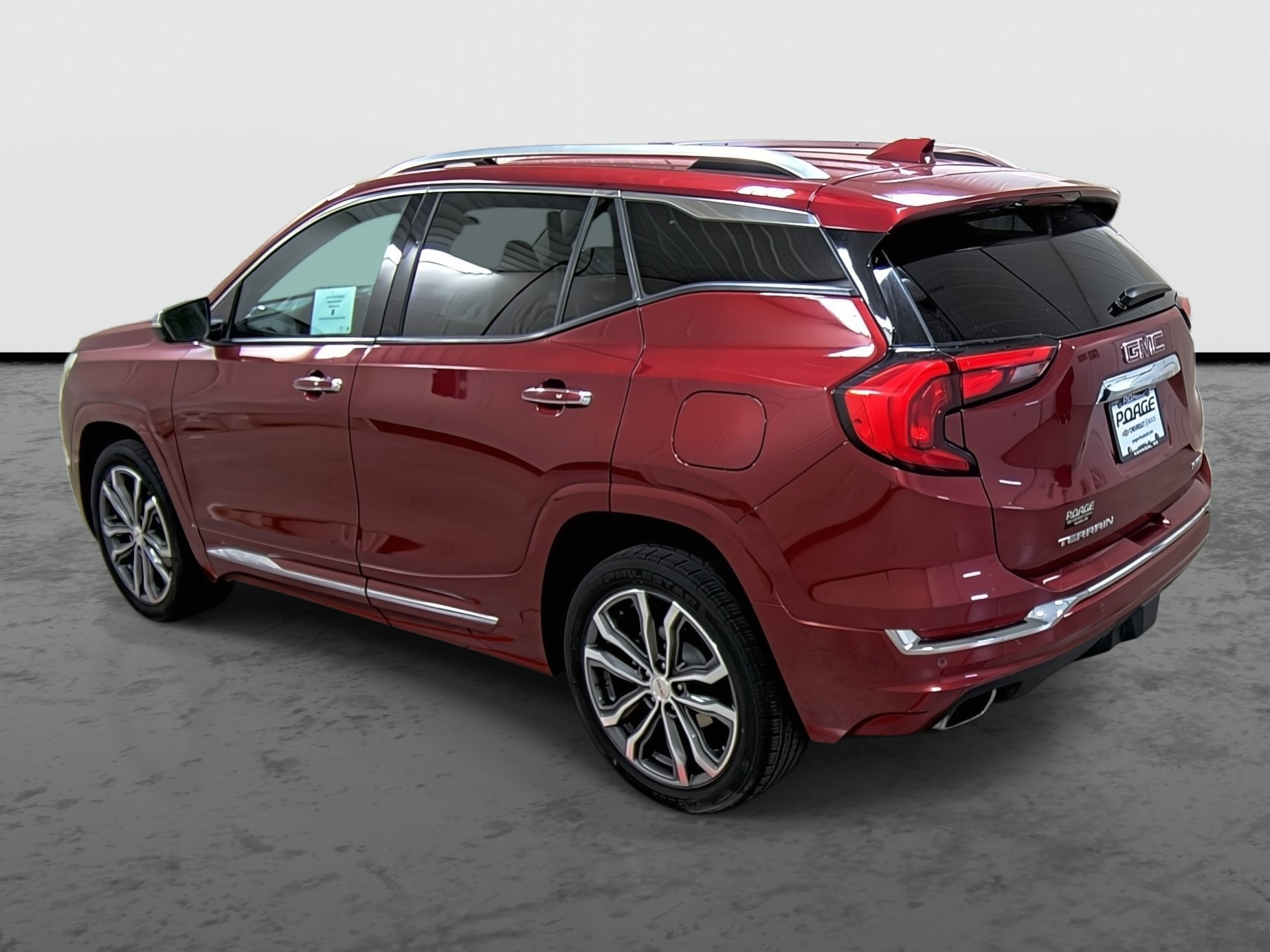 Used 2019 GMC Terrain Denali AWD/4WD image 2