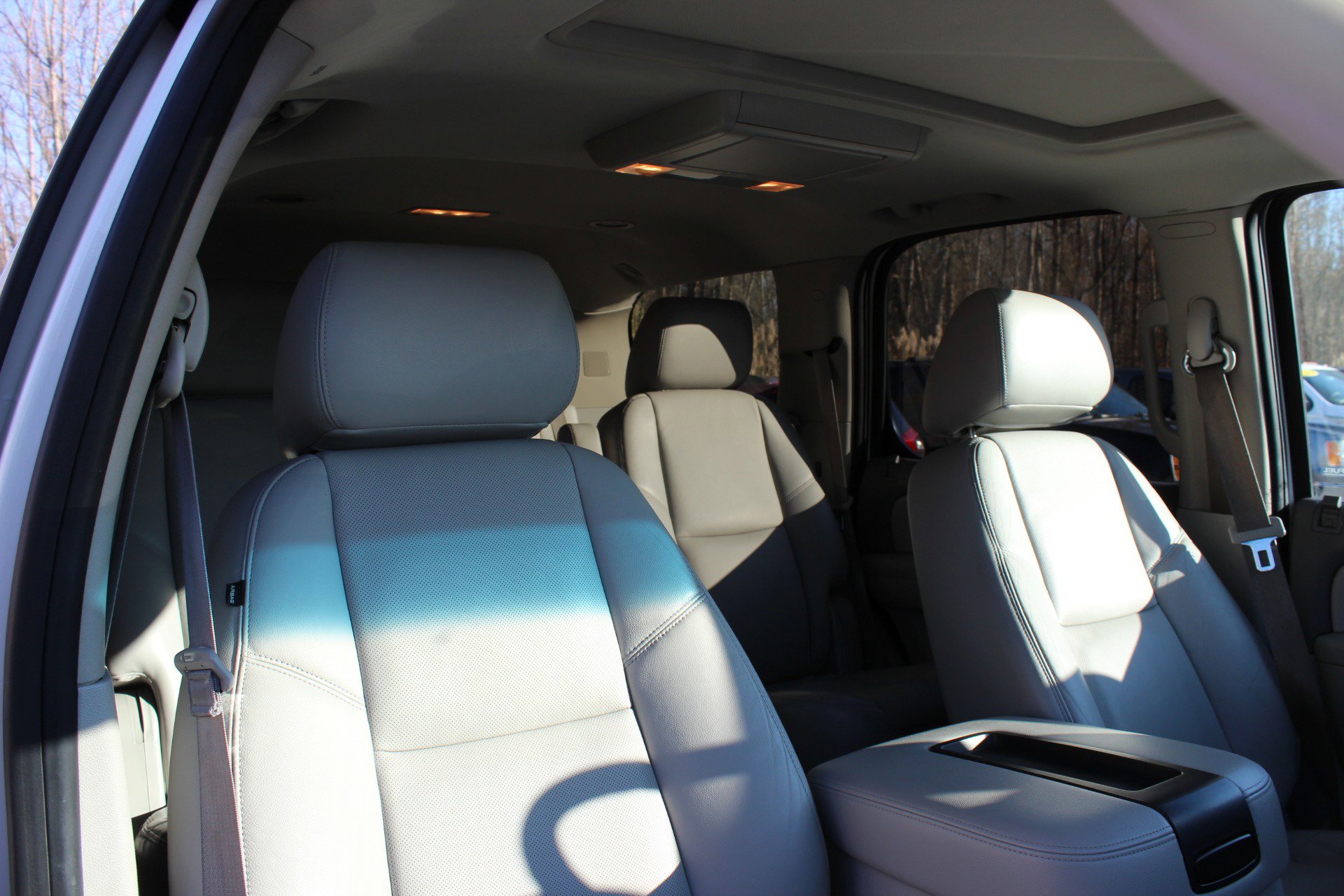 Used 2013 Chevrolet Tahoe LTZ image 40