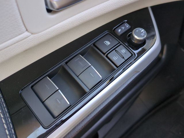 New 2026 Toyota Sienna Limited AWD/4WD image 24