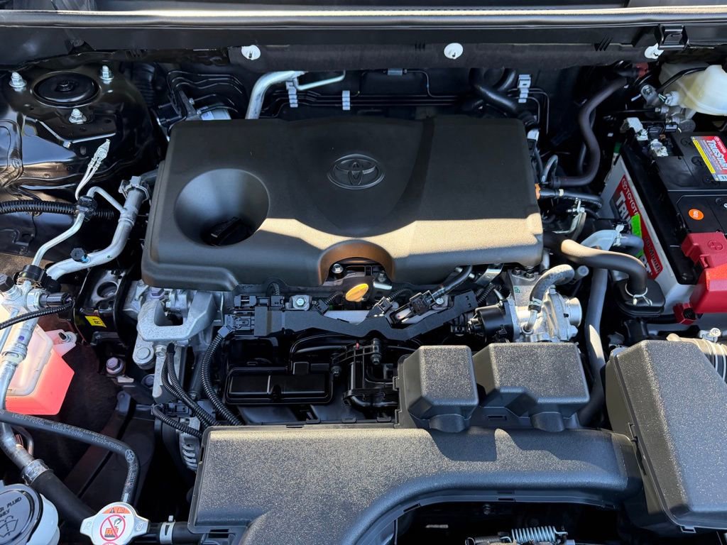 Used 2024 Toyota RAV4 LE image 13