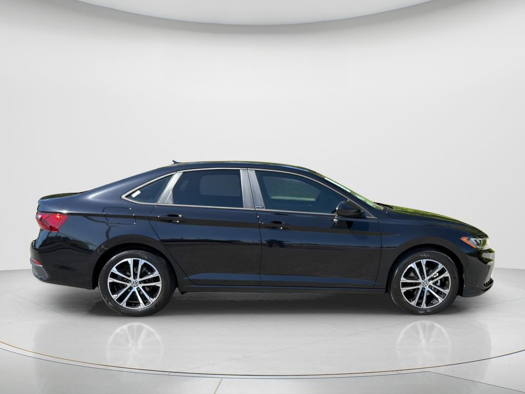 New 2026 Volkswagen Jetta Sport FWD image 4