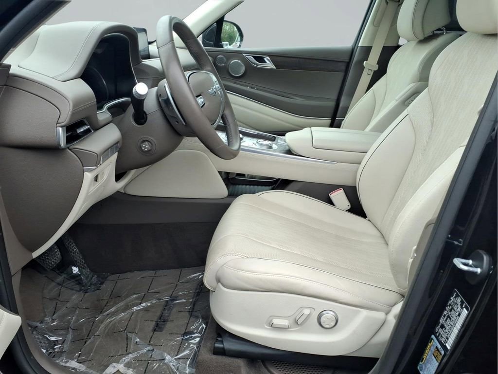 Used 2024 Genesis GV80 2.5T w/ Advanced Package image 25