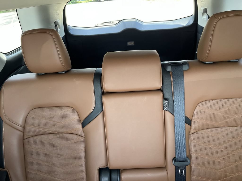 Used 2025 Nissan Pathfinder Platinum w/ Cargo Package AWD/4WD image 24