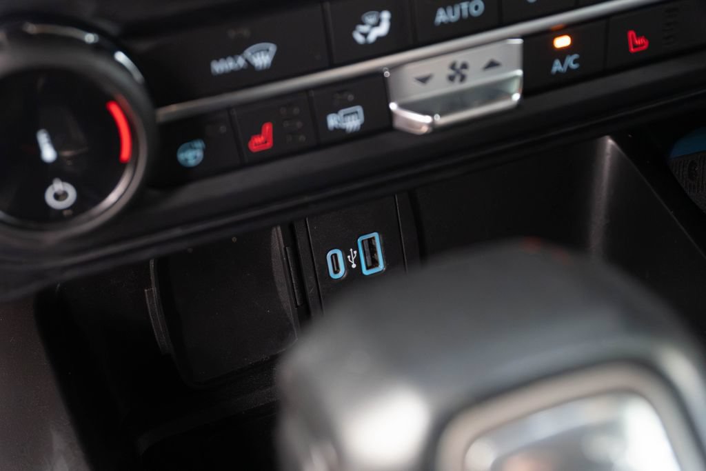 Used 2022 Ford Bronco Wildtrak AWD/4WD image 27