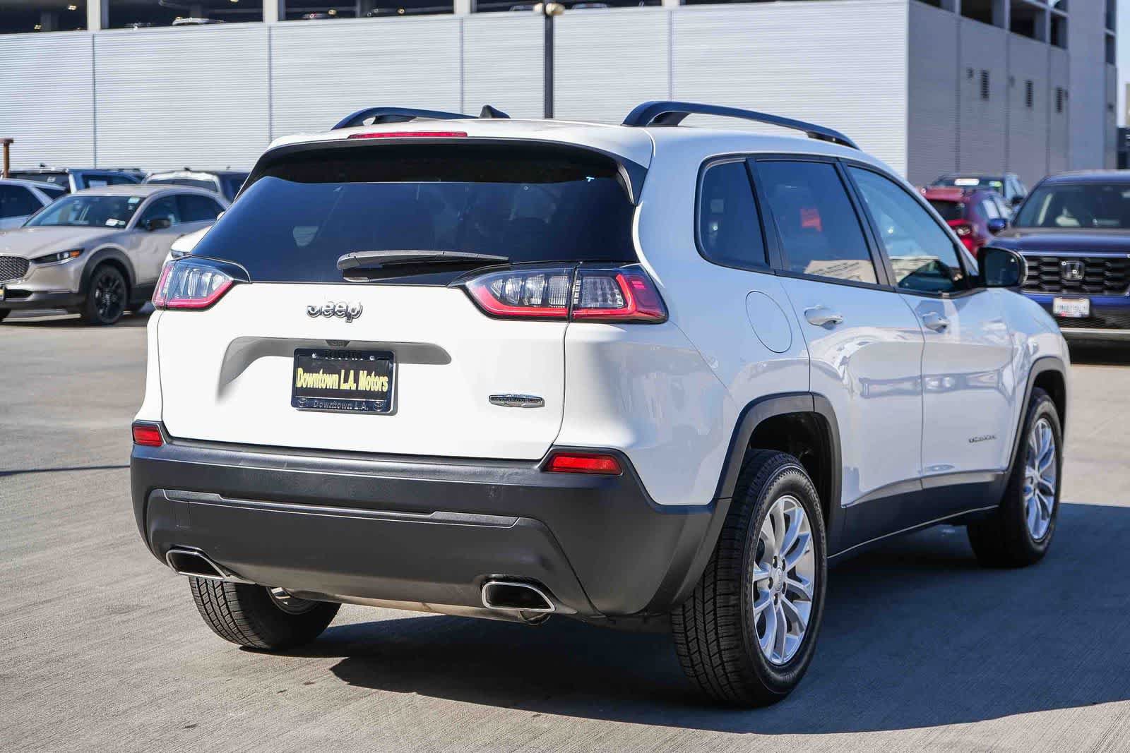 Used 2022 Jeep Cherokee Latitude Lux FWD image 6