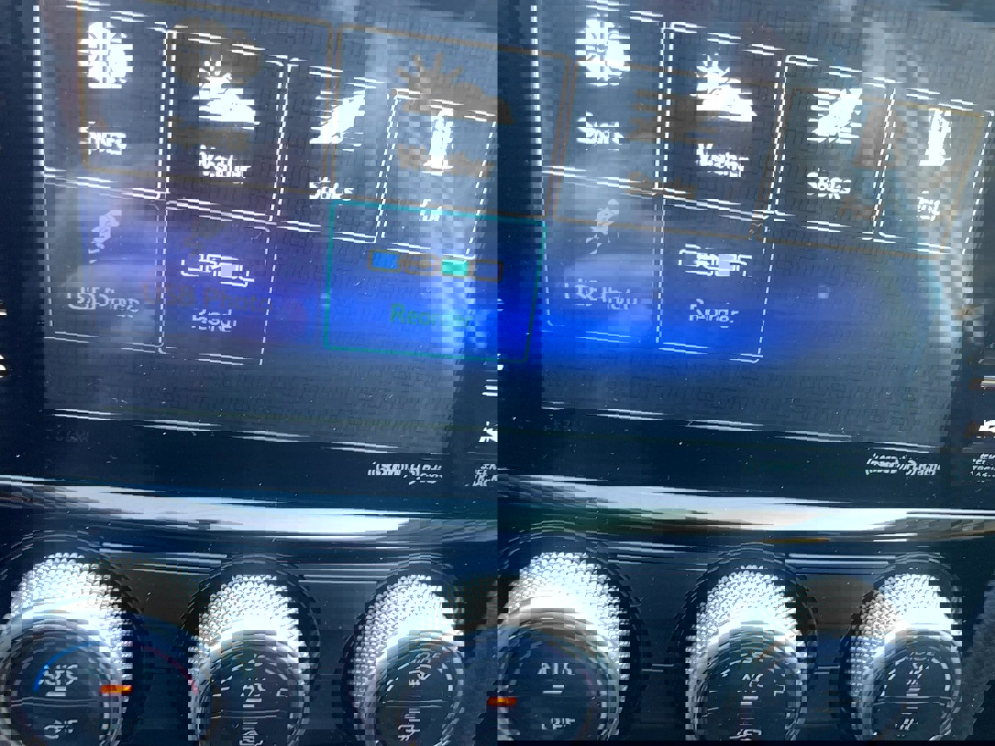 Used 2017 Subaru Forester 2.5i Premium image 14