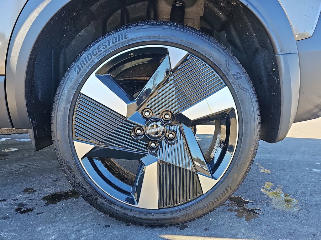 New 2026 Nissan Kicks SR w/ SR Premium Package FWD image 34