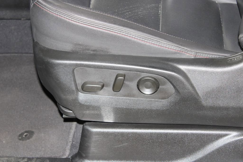 Used 2024 Chevrolet Suburban RST image 23