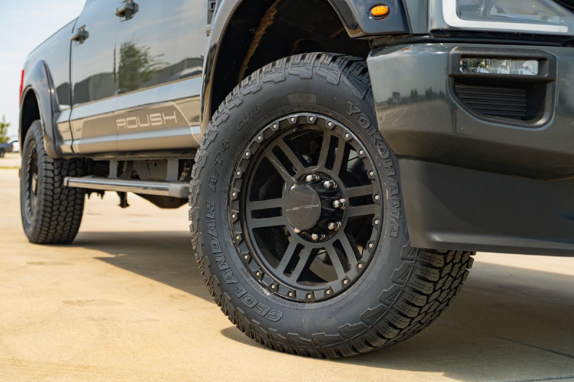 Used 2021 Ford F250 Lariat AWD/4WD image 2