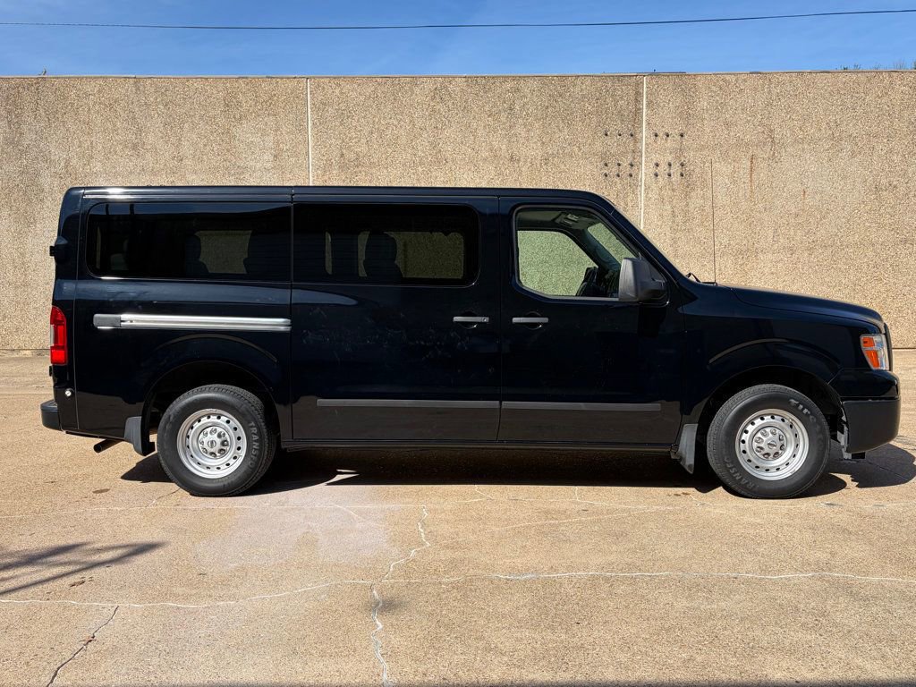 Used 2018 Nissan NV 3500 S image 7