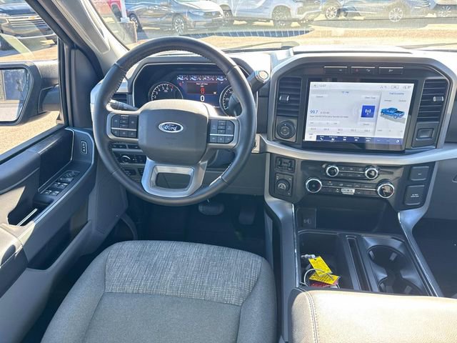 Used 2022 Ford F150 XLT w/ Equipment Group 302A High image 17