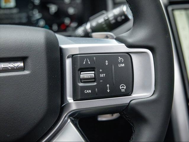 New 2025 Land Rover Discovery S image 20