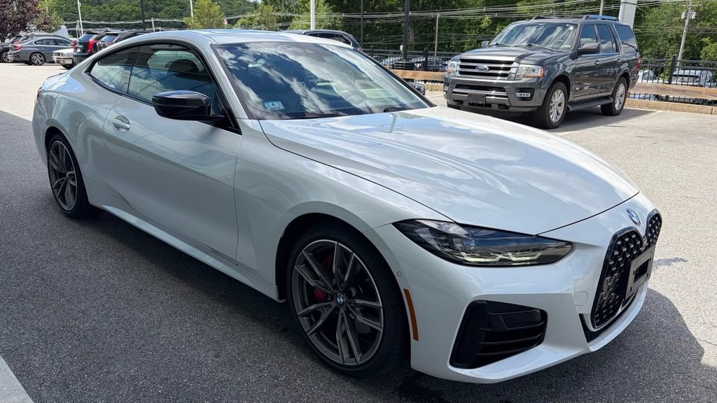 Certified 2024 BMW 440i xDrive Coupe w/ Premium Package AWD/4WD image 4