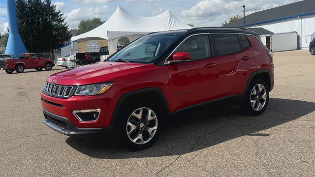 Used 2018 Jeep Compass Limited w/ Navigation Group AWD/4WD image 4