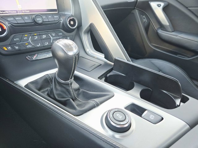 Certified 2017 Chevrolet Corvette Stingray Coupe RWD image 25