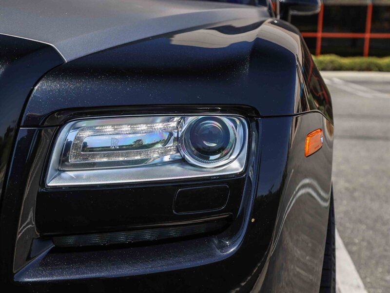 Used 2012 Rolls-Royce Ghost RWD image 13