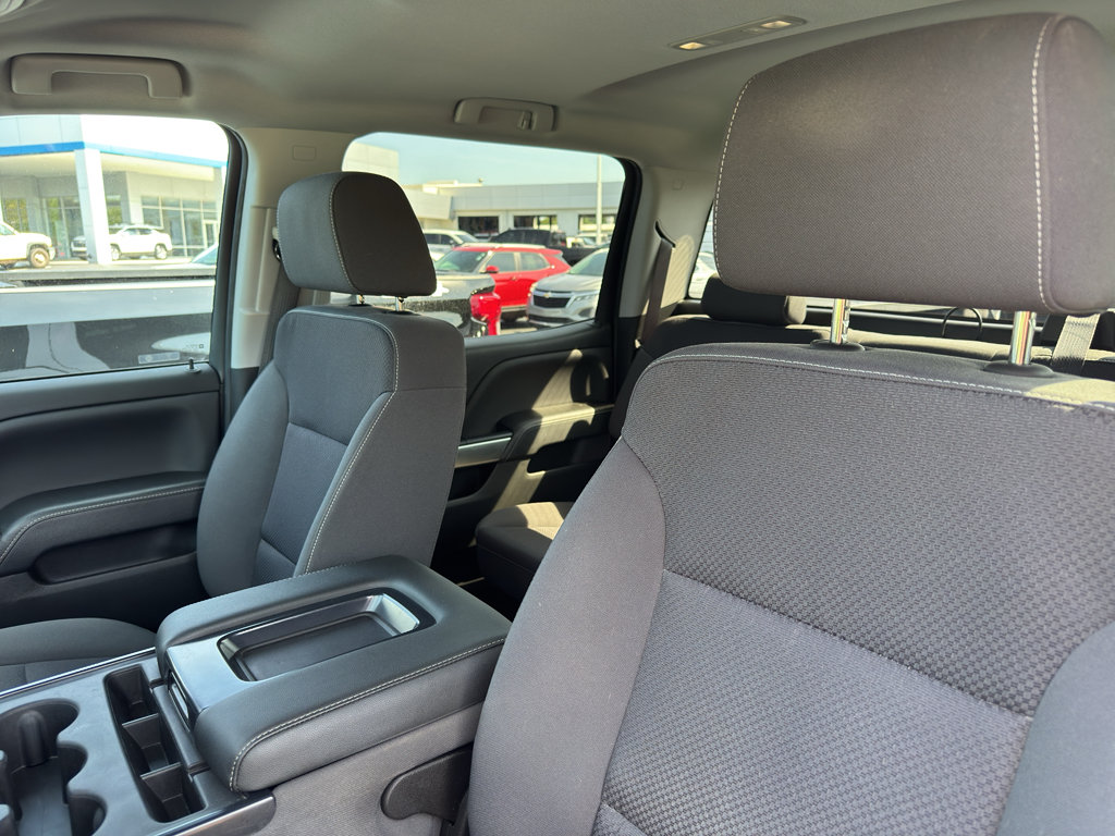 Used 2018 Chevrolet Silverado 1500 LT w/ All Star Edition AWD/4WD image 12