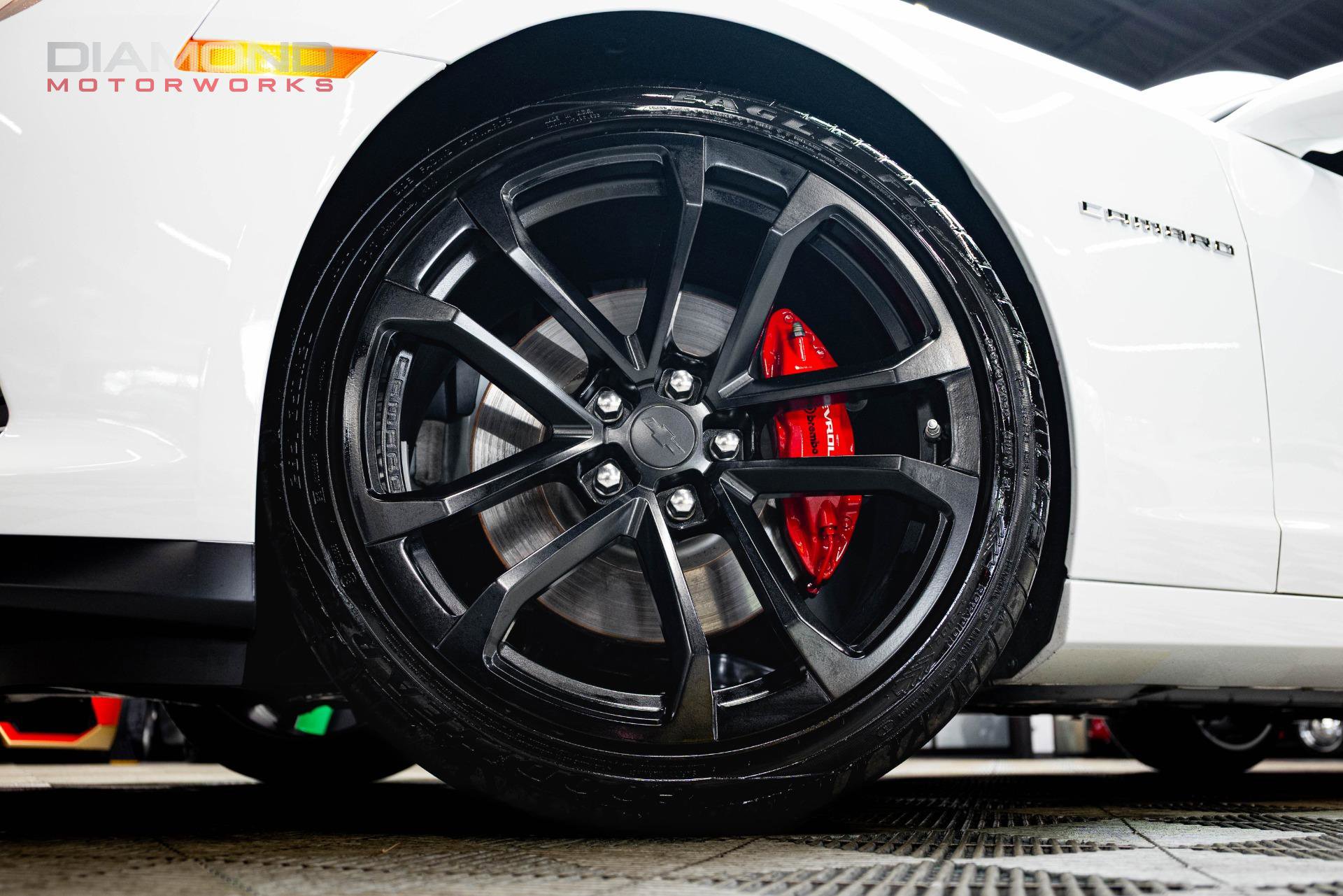 Used 2014 Chevrolet Camaro SS w/ SS Performance Package RWD image 8
