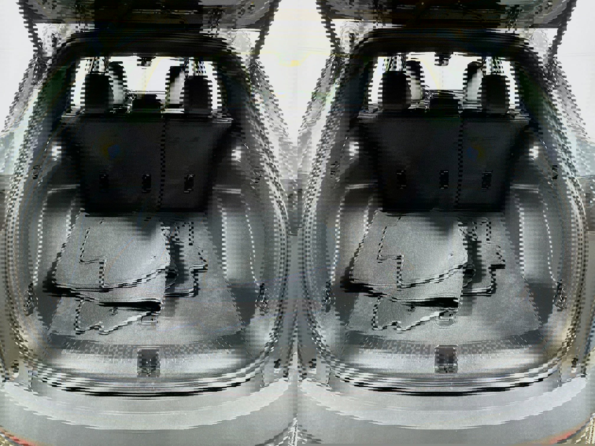 Used 2025 Chevrolet Blazer EV LT image 25