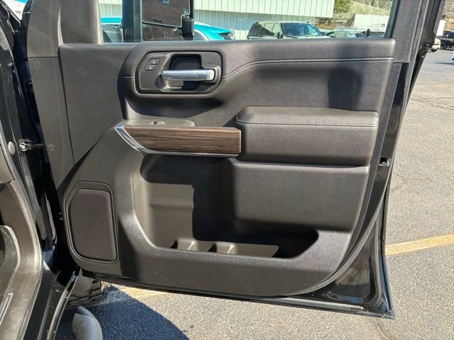 Used 2021 Chevrolet Silverado 2500 LT w/ Midnight Edition image 22