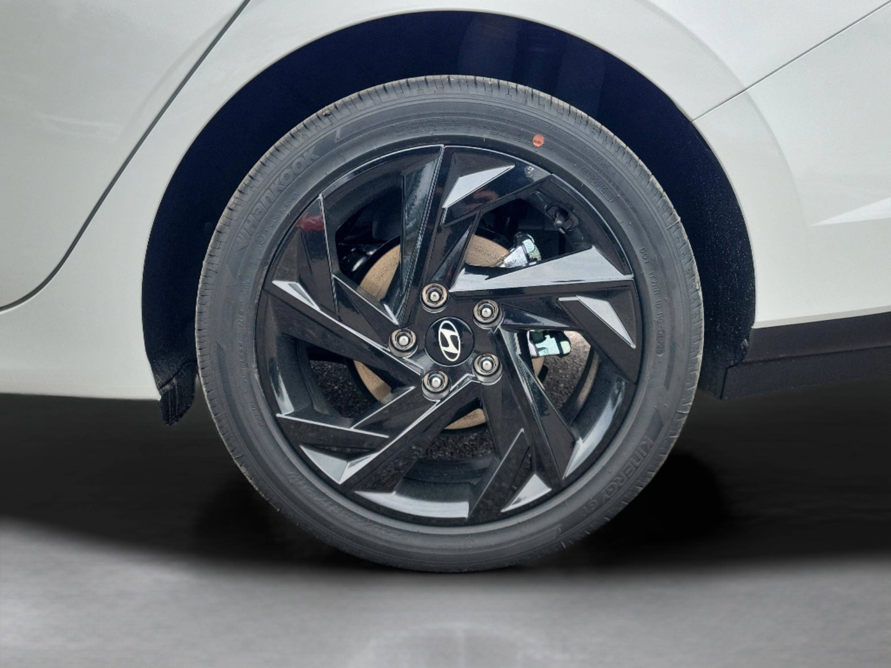 New 2026 Hyundai Elantra SEL Sport image 6