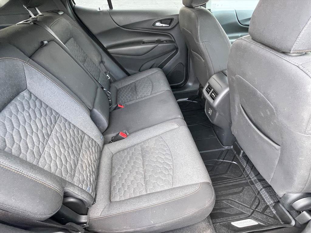 Used 2020 Chevrolet Equinox LT w/ Driver Convenience Package FWD image 27