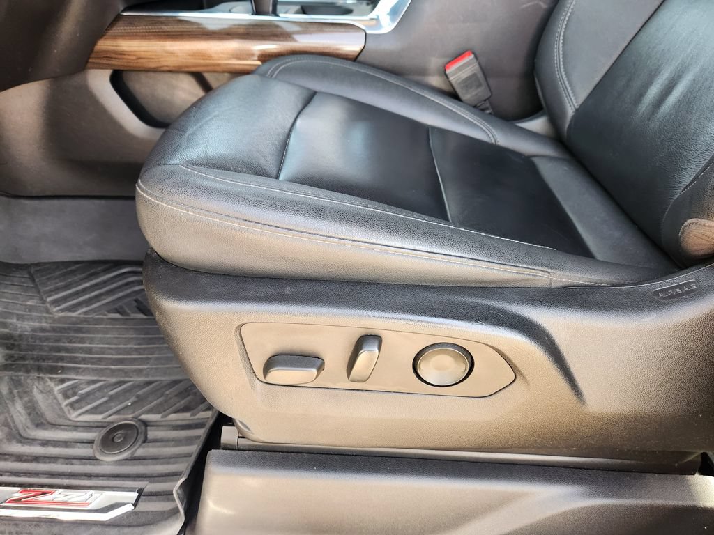Used 2022 Chevrolet Silverado 1500 LT Trail Boss w/ Convenience Package II AWD/4WD image 30
